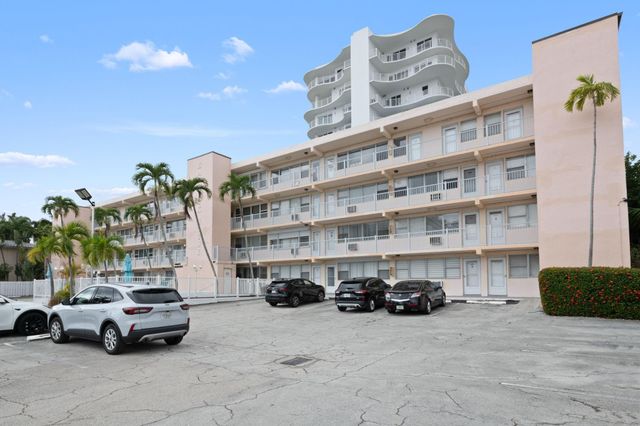 625 Antioch Ave 208, Fort Lauderdale, FL 33304