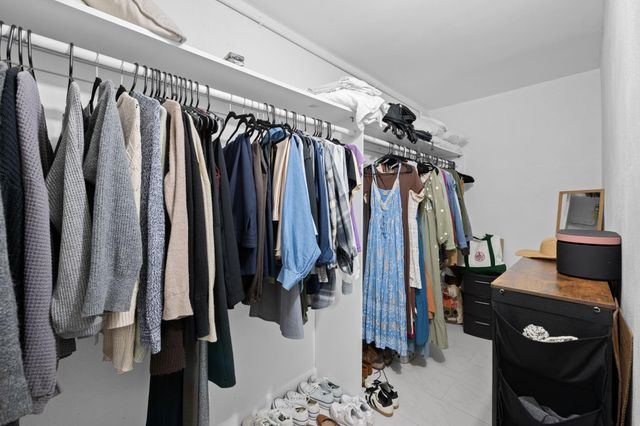 625 Antioch Ave 208, Fort Lauderdale, FL 33304