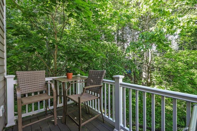 85 Park Drive, Mount Kisco, NY 10549