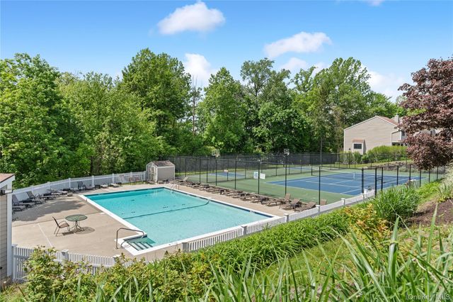 85 Park Drive, Mount Kisco, NY 10549