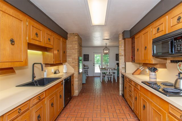 7470 FM 317, Athens, TX 75752