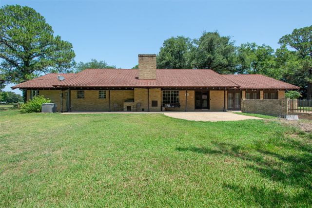 7470 FM 317, Athens, TX 75752