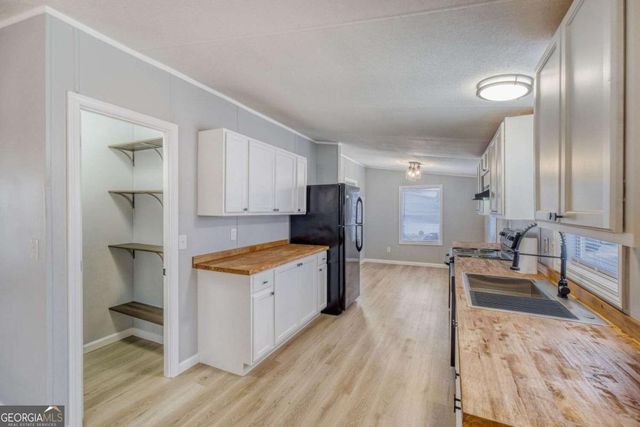 1060 Fairmont Drive, Hampton, GA 30228