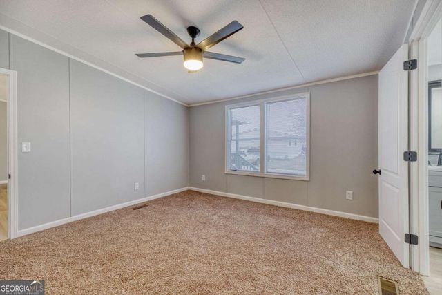 1060 Fairmont Drive, Hampton, GA 30228