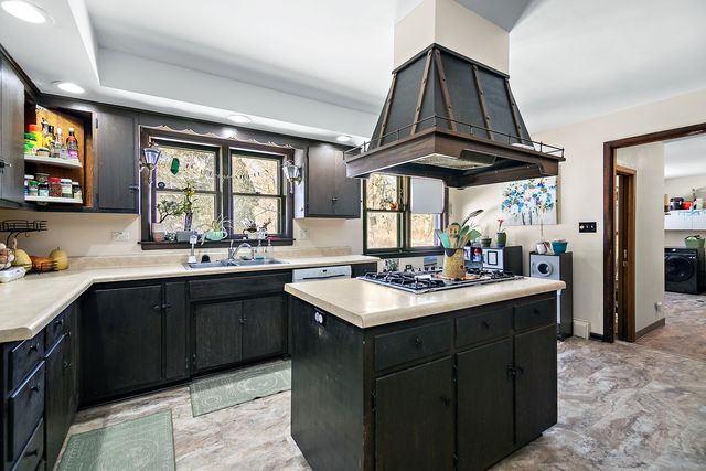 26906 S Sylvan Lane, Monee, IL 60449