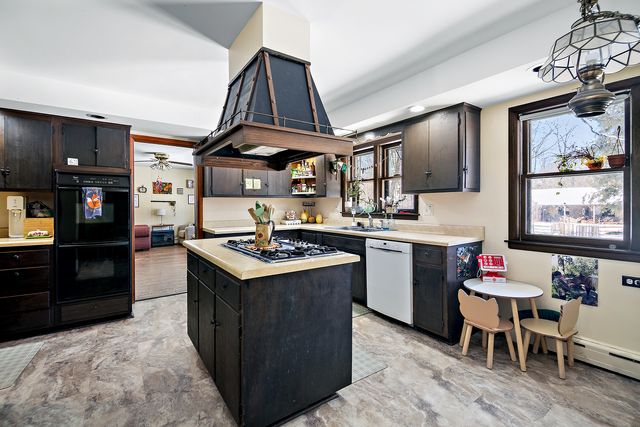 26906 S Sylvan Lane, Monee, IL 60449