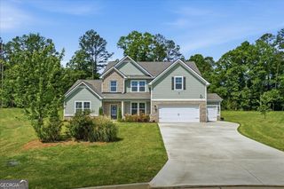 2 Whites Pond Road, Moreland, GA 30259