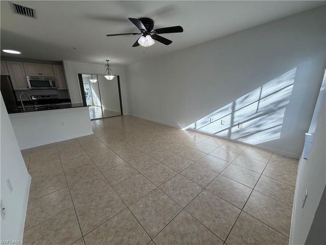 14880 Pleasant Bay LN 2102, Naples, FL 34119