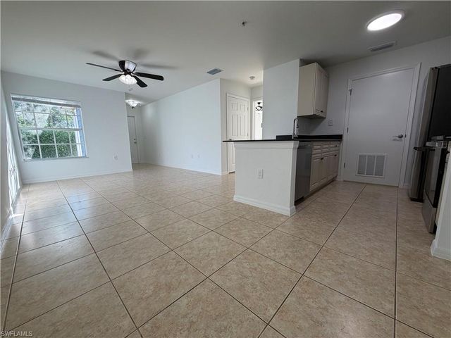 14880 Pleasant Bay LN 2102, Naples, FL 34119