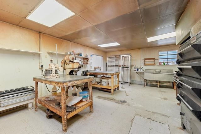 2915 Kashmere Street, Houston, TX 77026