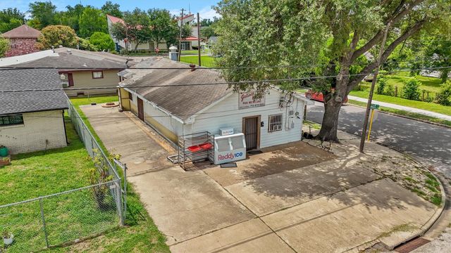 2915 Kashmere Street, Houston, TX 77026