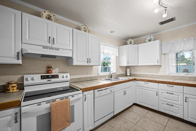 345 Cypress Rd, St Augustine, FL 32086