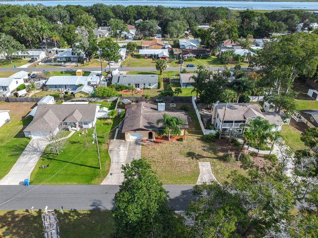 345 Cypress Rd, St Augustine, FL 32086