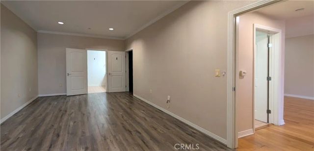 214 S Alexandria Avenue 102, Los Angeles, CA 90004