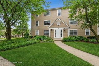 104 E Winchester Road F, Libertyville, IL 60048