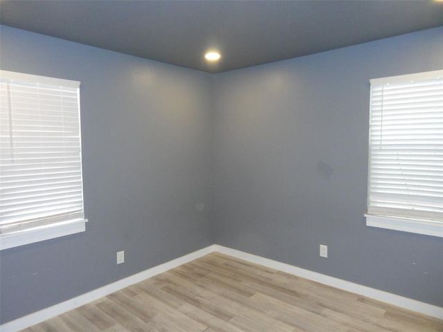 1512 SE 65th Street, Valley Brook, OK 73149