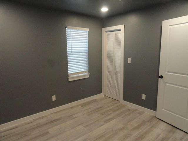1512 SE 65th Street, Valley Brook, OK 73149