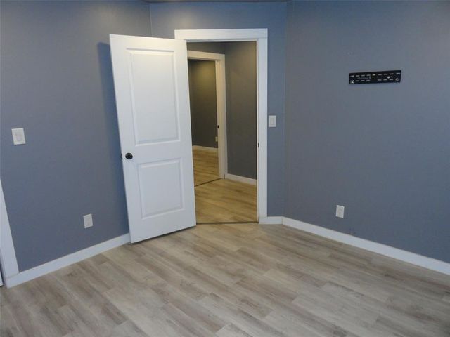 1512 SE 65th Street, Valley Brook, OK 73149