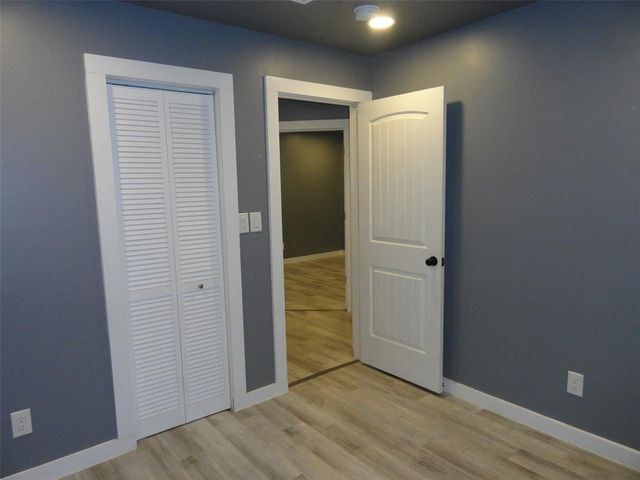 1512 SE 65th Street, Valley Brook, OK 73149