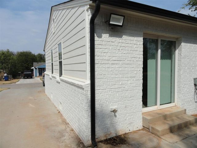 1512 SE 65th Street, Valley Brook, OK 73149