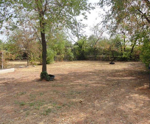 1512 SE 65th Street, Valley Brook, OK 73149