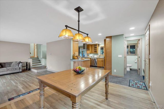 75 Ridgemont Road, Oxford Charter Township, MI 48370