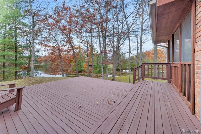 75 Ridgemont Road, Oxford Charter Township, MI 48370