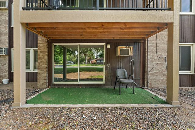 4207 Lakeside Avenue N 134, Brooklyn Center, MN 55429