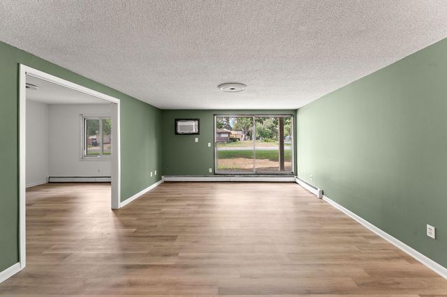 4207 Lakeside Avenue N 134, Brooklyn Center, MN 55429