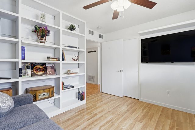 5740 Pinon Grande Road NW, Albuquerque, NM 87114