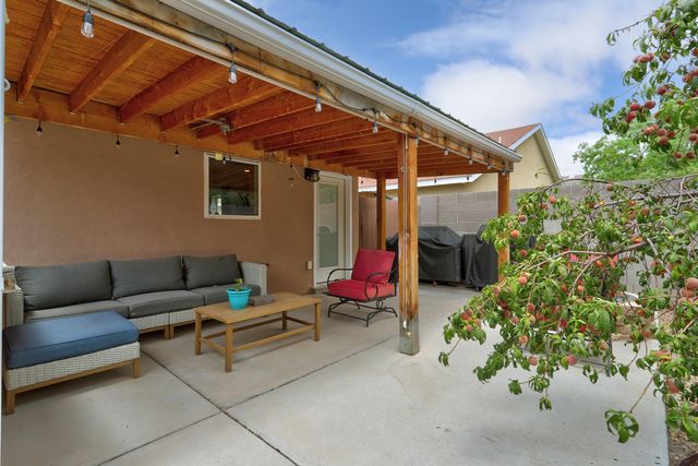 5740 Pinon Grande Road NW, Albuquerque, NM 87114