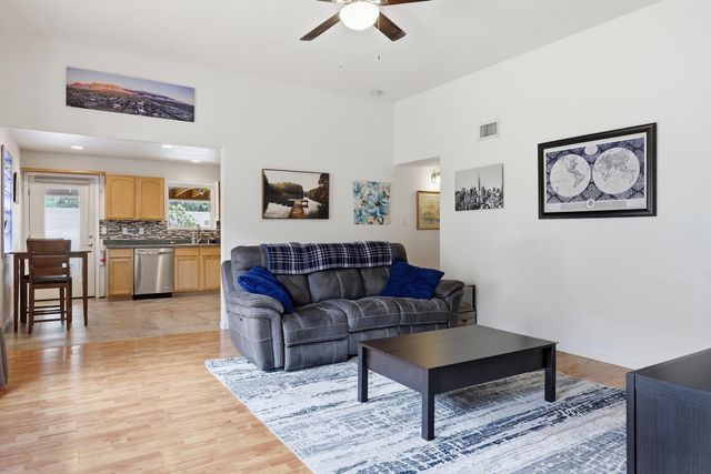5740 Pinon Grande Road NW, Albuquerque, NM 87114