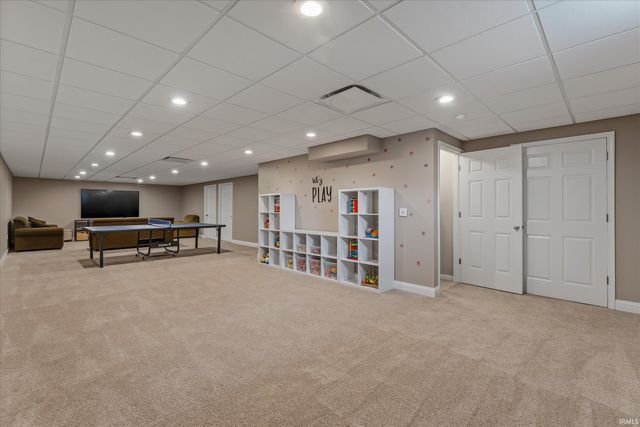 2350 Harwood Street, South Bend, IN 46614