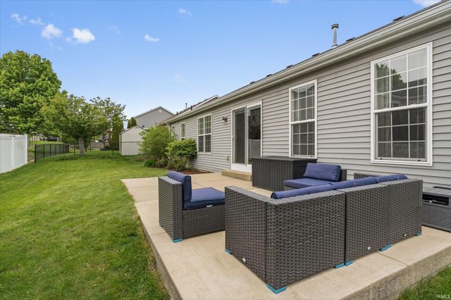 2350 Harwood Street, South Bend, IN 46614