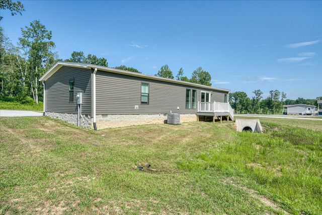 1760 Anna Maria Ln, Cookeville, TN 38501