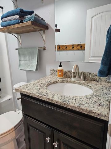 427 Todd Lane, Mt Vernon, MO 65712