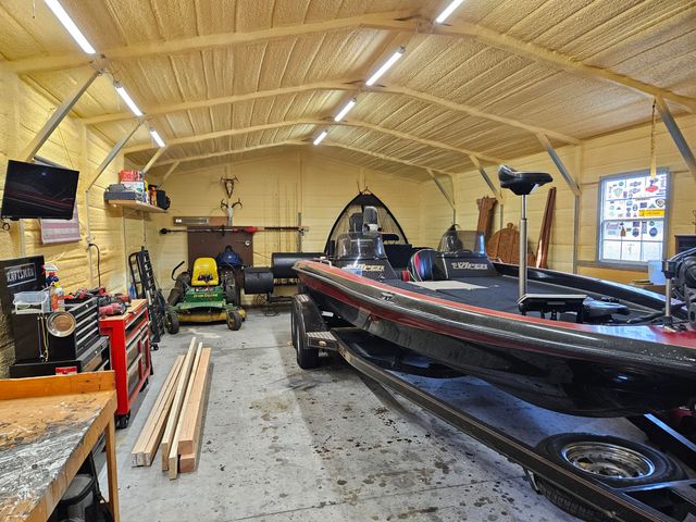 427 Todd Lane, Mt Vernon, MO 65712