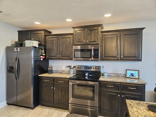 427 Todd Lane, Mt Vernon, MO 65712