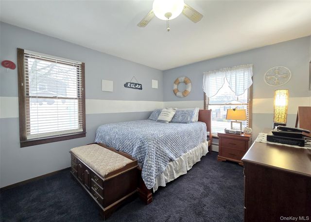 25 Spruceton Street, Selden, NY 11784