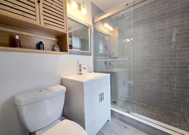 25 Spruceton Street, Selden, NY 11784