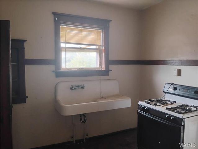 4700 Lee Avenue, St Louis, MO 63115