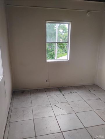 4700 Lee Avenue, St Louis, MO 63115