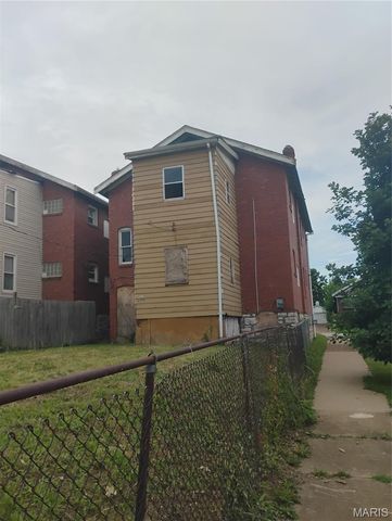 4700 Lee Avenue, St Louis, MO 63115