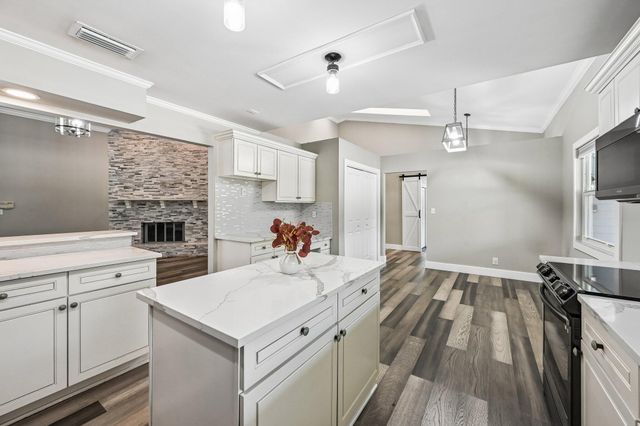 1401 Pelham Road, Wellington, FL 33414