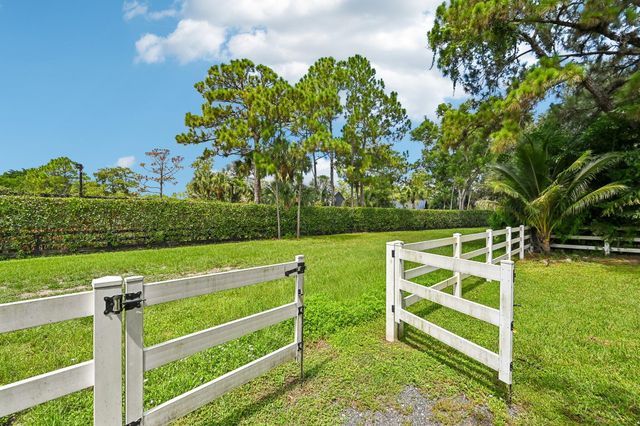 1401 Pelham Road, Wellington, FL 33414