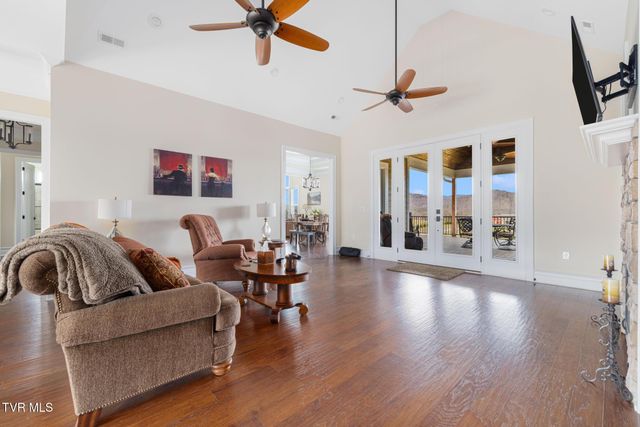 132 Hamilton Road, Elizabethton, TN 37643