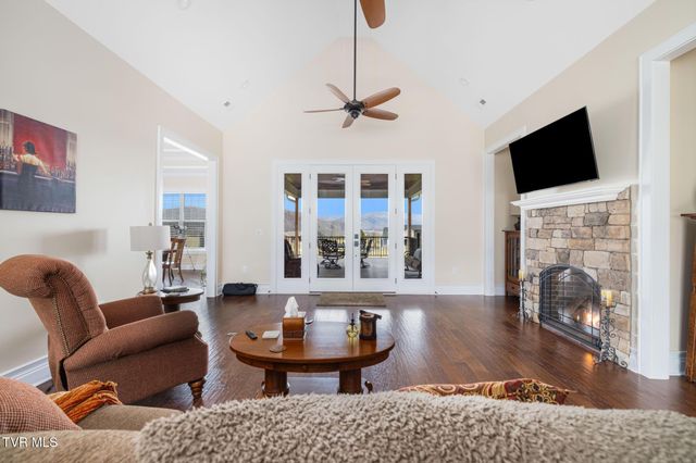 132 Hamilton Road, Elizabethton, TN 37643