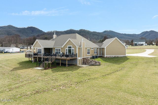 132 Hamilton Road, Elizabethton, TN 37643