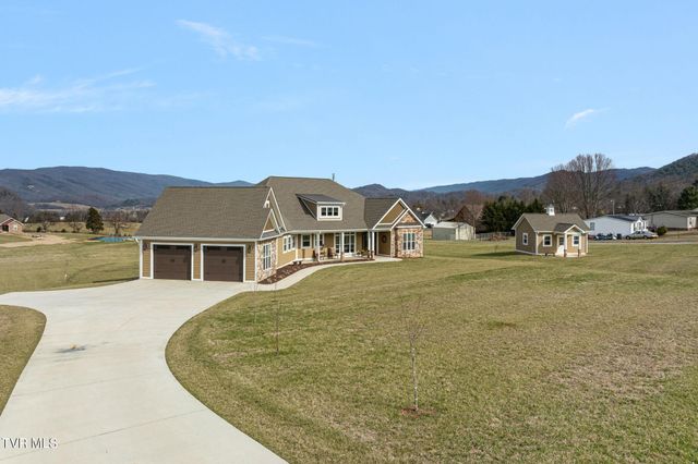 132 Hamilton Road, Elizabethton, TN 37643