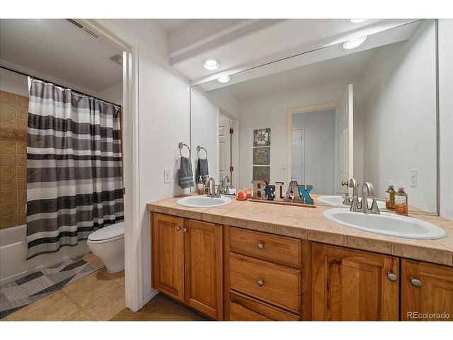 22455 Laurel Oak Dr, Parker, CO 80138